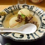 楽庵 - 和牛筋と大根煮