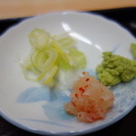 鈴木屋 - 心地よい薬味三種