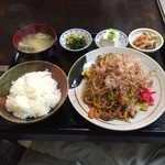 Okonomiya Kita Machiyan - キムチ焼きそば定食