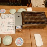 Hamayaki Kaisen Izakaya Daishousuisan - 【2016.3.26(土)】テーブル席