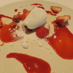 Convivio - 28年3月　苺とミルクジェラート