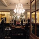 ガストロノミー ジョエル・ロブション - メゾン入り口