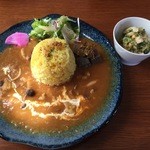 Satya - 牛すじときのこのカレー
