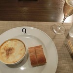 ＜2016年３月再訪・女子会＞エビのビスク。良い香りで食べる前から至福感～(^_-)　食べたら昇天～☆