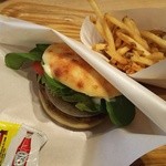 軽井沢フラットブレッズ - 2016/3 グリルハンバーグサンド＆フレンチフライ