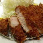 ポンチ軒 - じゅわっとお肉の旨みが広がってくる味わいがいいですね