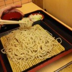 梅もと - ざるそば大盛海苔抜き 380円