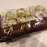 リンツ ショコラ ブティック＆カフェ - 2016/3 シャンパーニュ２５個入り５０％OFFの￥1,171～