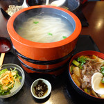 黒毛和牛肉汁の釜あげ1190円