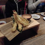 天ぷらも大ぶり。タルタルソース付