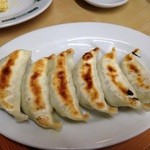 来来軒 - 餃子210円