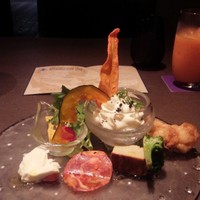 スミレオオサカ - 