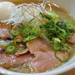 千代橋黄金らーめん ダルマ - 旨いチャーシュー