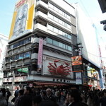 うどん屋麺之介 - 難波を散歩してから向かいました。もう観光客だらけ・・。(´Д｀;)