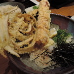 【ごぼう天ぶっかけ】720円＋「特大ちくわ天」240円