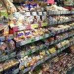 マルエツ - ﾊﾟﾝ類もあります2