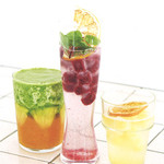 シ・エンプレ - 