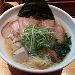 ラーメン巌哲 - 肉塩（鮪塩のチャーシュー増し）
