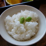 馳走庵 ひとひら - 枝豆乗せて豆御飯