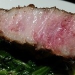 欧風料理屋ビストラ - 豚肉の断面