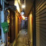 おとん - この路地奥です