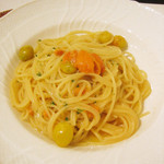 スタジオ・ベリーニ - ウニのパスタ。