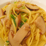スタジオ・ベリーニ - きのこのパスタ