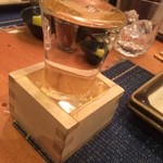 南蛮亭 新宿店 - 溢れそうな日本酒