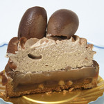 エーグルドゥース - タルト・オ・キャラメルサレ（断面）