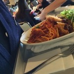 マルカンデパート大食堂 - ナポリかつ660円…可愛いメイドさんが運んで来てくれました♪