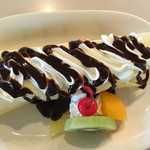 マルカンデパート大食堂 - バナナクレープ460円