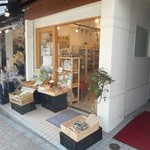 Kagurazaka Yasai Keikaku - 店の外観