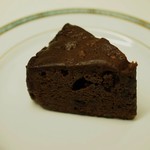 ア コテ パティスリー - ケークオフリュイ・ショコラ