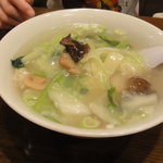 上海家庭料理 謝謝 船橋駅前南口店 - 海鮮麺（海鮮の少ないもの）