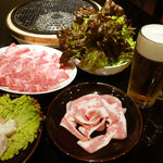 大門 - 焼肉セットです。肉とビールはあいますねぇ～♪