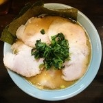 家系ラーメン ジェット家 - 2016年2月　チャーシューメン中盛 麺かため　900円