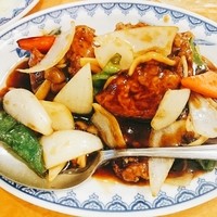 横浜中華街 北京飯店 - 黒酢のイベリコ豚の酢豚