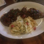 Pueo's Osteria - 仔牛のマルサラソース