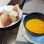 CUCINA tochino ki - スープとパン
                        