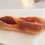 粉とクリーム - 惣菜パソはカレーかウインナーにかぎる。自宅にて。粒マスタードもイイね！  