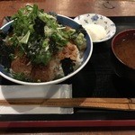 魚洋丸 - 本日の漬け丼850円