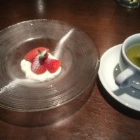 The Kitchen Salvatore Cuomo GINZA - 本日のドルチェ イチゴ