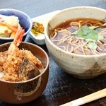 [Ten-don (tempura rice bowl) and soba set]