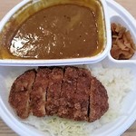 カレーハウス CoCo壱番屋 - ソースカツカレー弁当（店舗限定）　835円