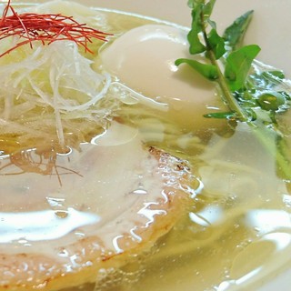 ブン ブン ブラウ カフェ ウィズ ビーハイヴ_1