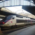 Pain a la Ligne - 東駅のTGVです。