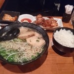 会員制ラーメン店 天歩 - 