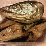 燻製屋 南保留太郎商店 - 鮭カマの燻製