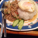 タイ居酒屋 トンタイ - ガパオライス