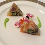綱町三井倶楽部 - 雲丹のムースと魚貝類のテリーヌ